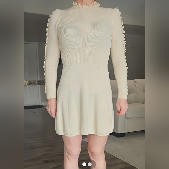St John Cream Knit Dress - Picture 9 of 9